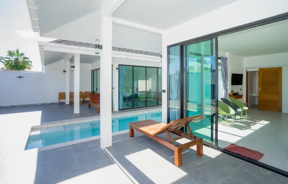 Gallery Picture